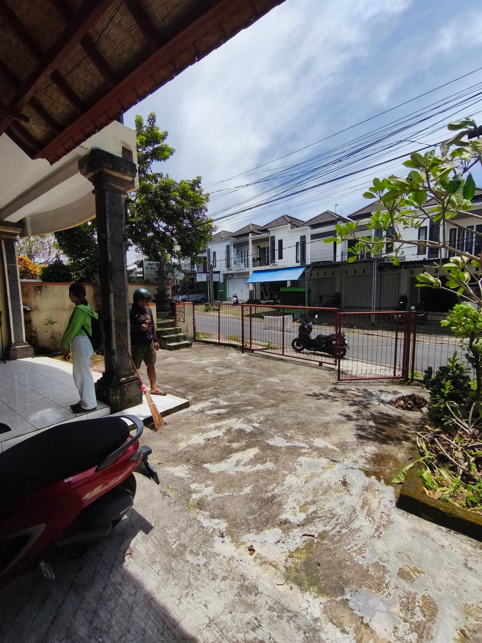 Dijual Rumah Besar Ruko Strategis 2 in 1 Di Depan Jalan Raya, Desa Gubug Tabanan Bali Dekat Ke Pantai Yeh Gangga 3