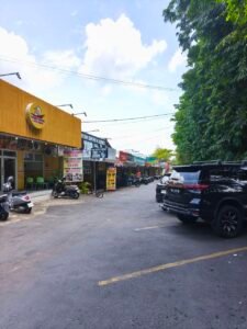 Disewakan Kios di Lokasi Premium Renon Denpasar Timur Jl. Cok Agung Tresna – 4,5 x 13 Meter, Parkir Luas, Siap Pakai 3