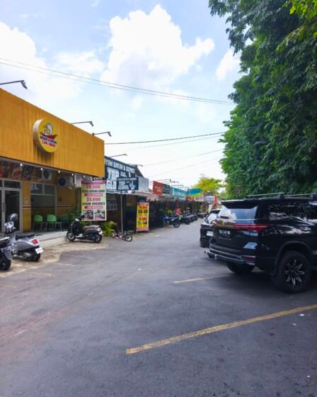 Disewakan Kios di Lokasi Premium Renon Denpasar Timur Jl. Cok Agung Tresna – 4,5 x 13 Meter, Parkir Luas, Siap Pakai 3