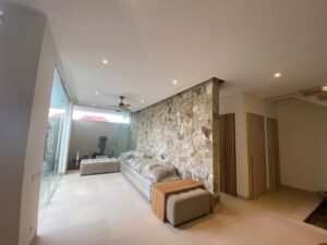 Disewakan Rumah Mewah Jl Tukad Balian Renon Denpasar Selatan Full Furnish & Siap Huni 38