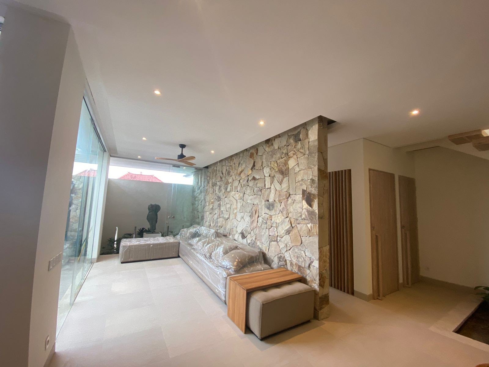 Disewakan Rumah Mewah Jl Tukad Balian Renon Denpasar Selatan Full Furnish & Siap Huni 38