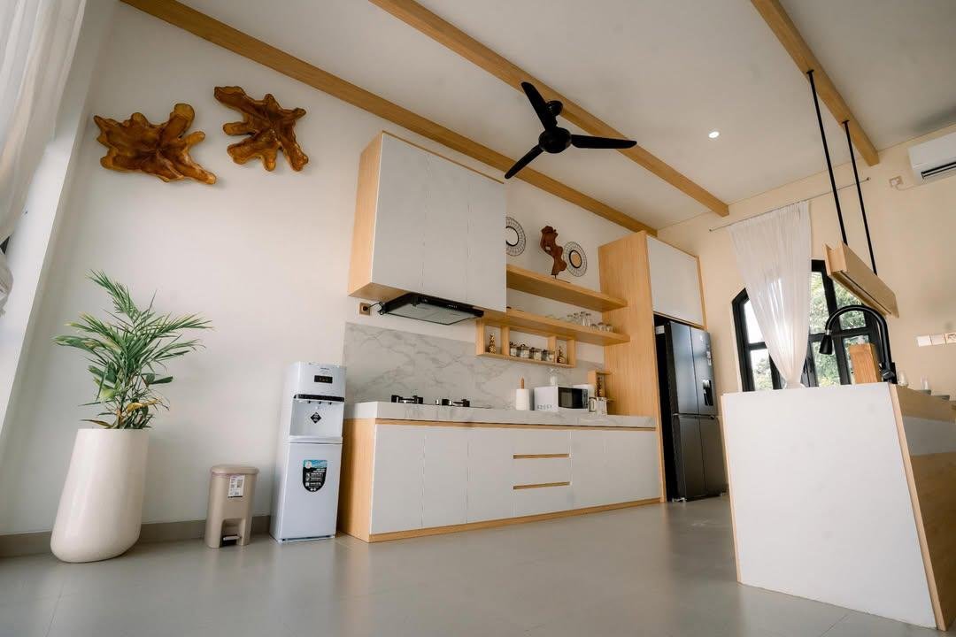 Jual 2 Unit Villa Mewah di Ungasan Badung Kuta Bali 3KT, Private Pool & Rooftop