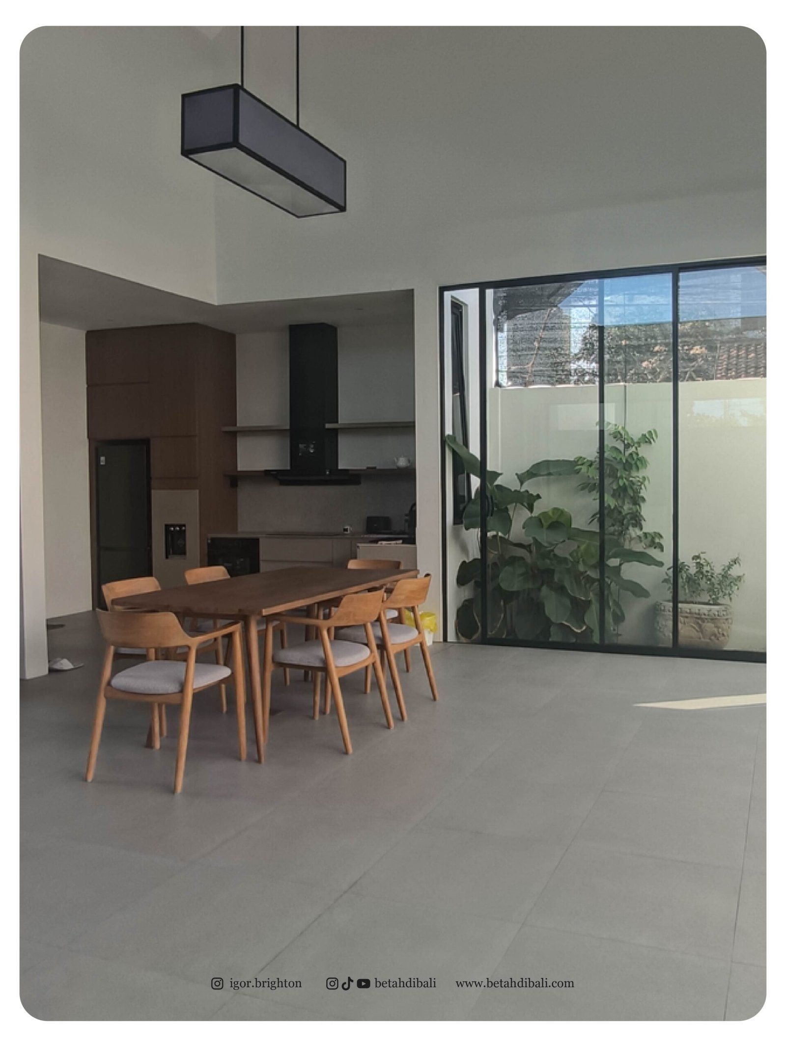 Luxury Fully Furnished Beach Villa in Sanur Within Walking Distance to the Coast