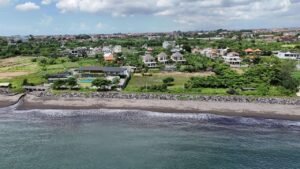 Dijual / Disewakan Tanah Los Pantai Padang Galak Sanur Denpasar Bali – 71 Are